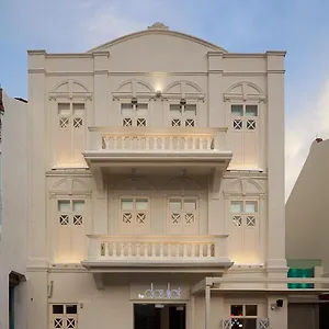 the-daulat.singapore-best-hotels.net/